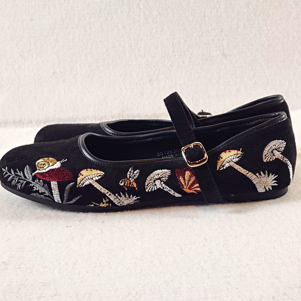 Hot Topic Mushroom Embroidered Mary Jane Ballet Flats Black Sz 11 Fairycore